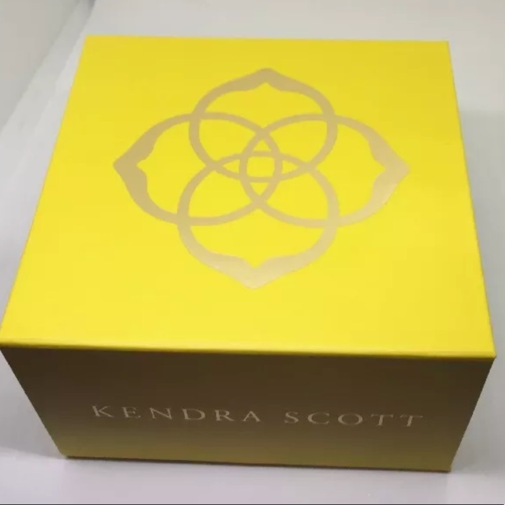 Kendra Scott Magnetic Empty Yellow Gift Box